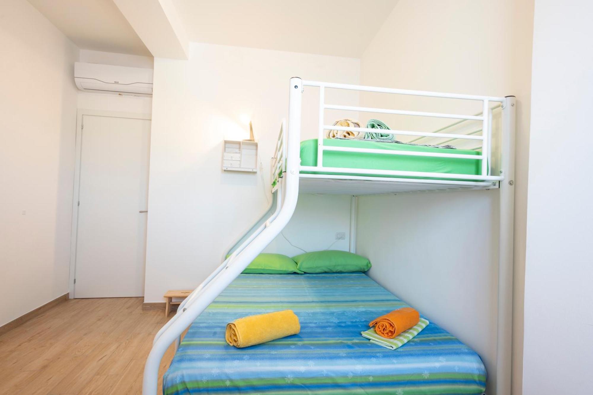 Piazza Laurino Apartments Basic Excursions Alto Cilento Cammino Giubilare Di Santelena Exteriör bild