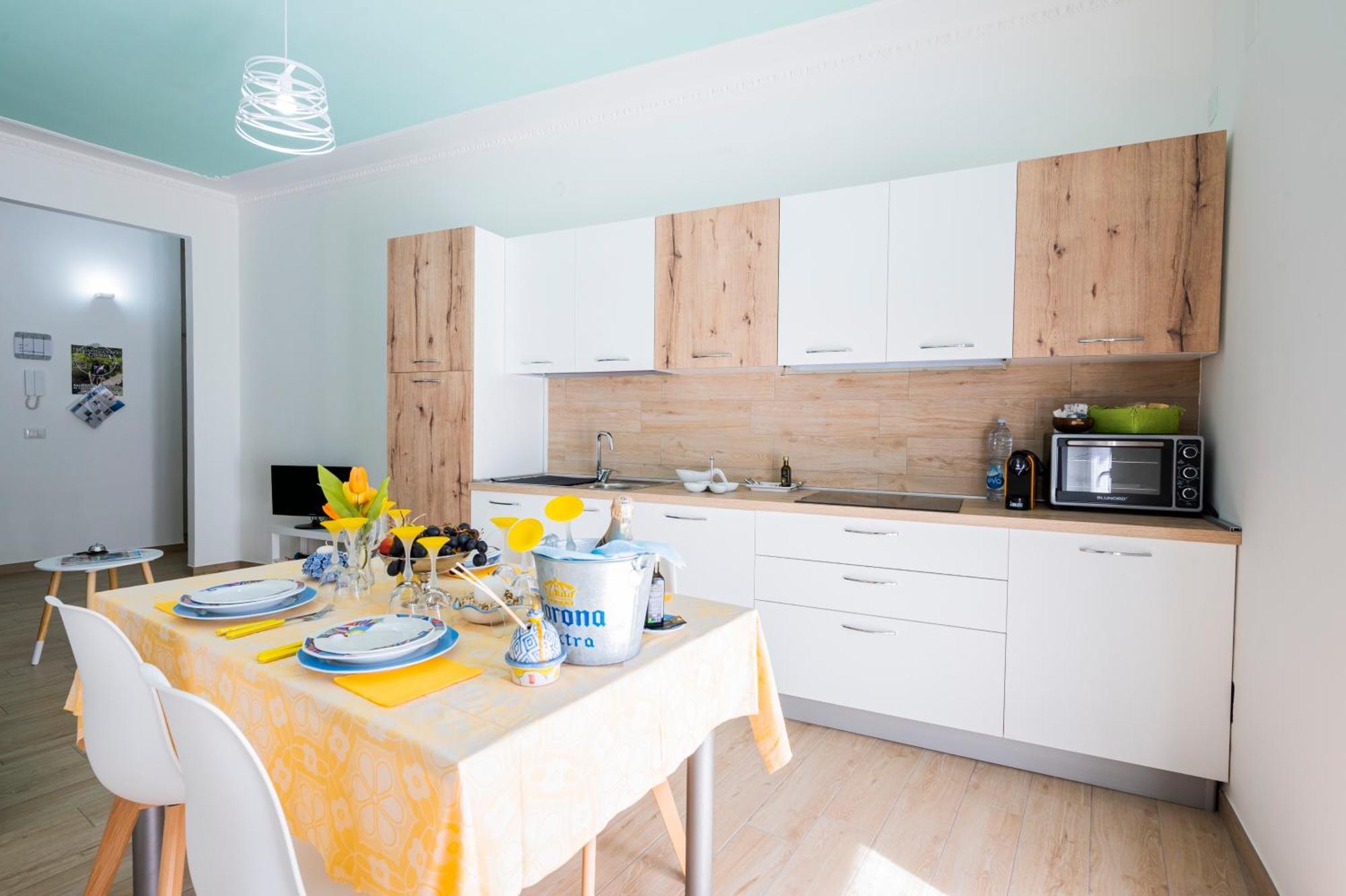 Piazza Laurino Apartments Basic Excursions Alto Cilento Cammino Giubilare Di Santelena Exteriör bild
