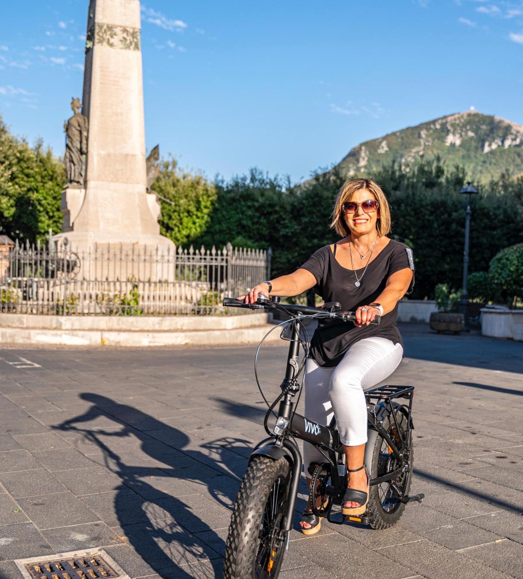 Piazza Laurino Apartments Basic Excursions Alto Cilento Cammino Giubilare Di Santelena Exteriör bild